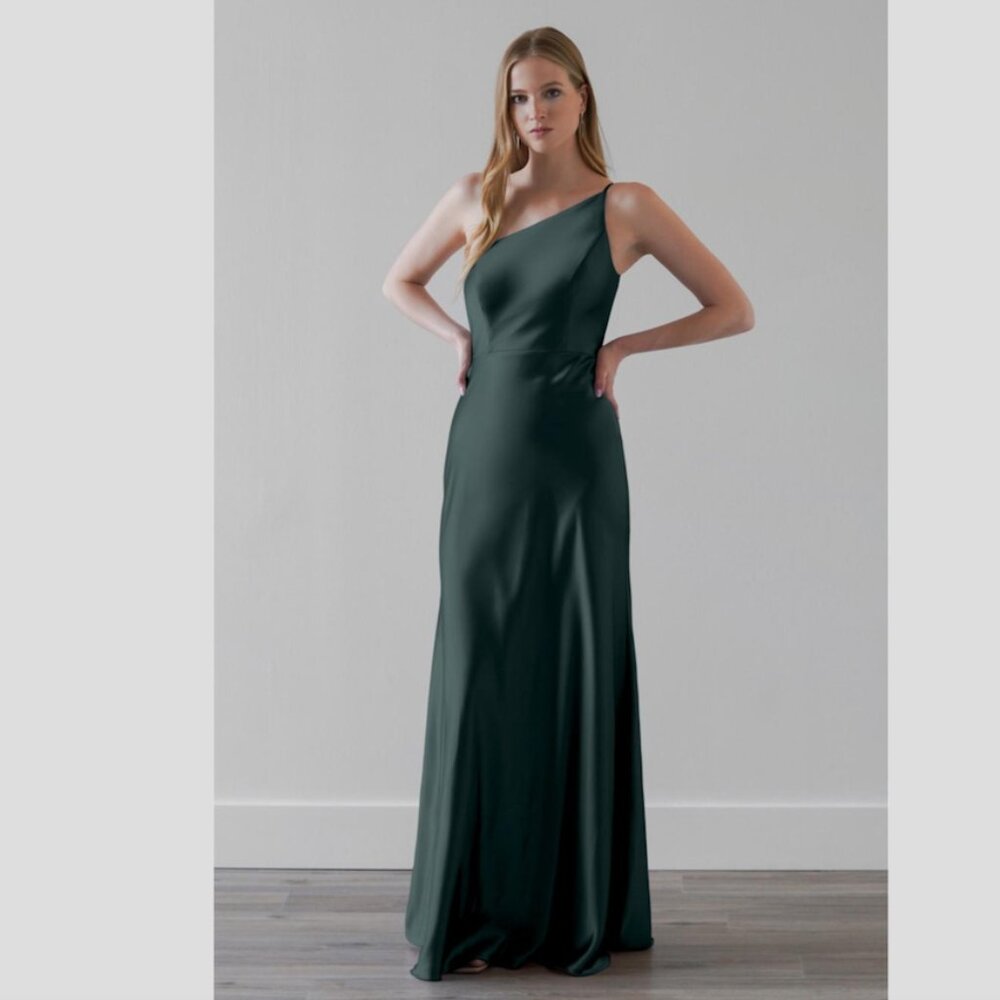 Watters Gannet One Shoulder Satin Dress in Evergreen s. Large